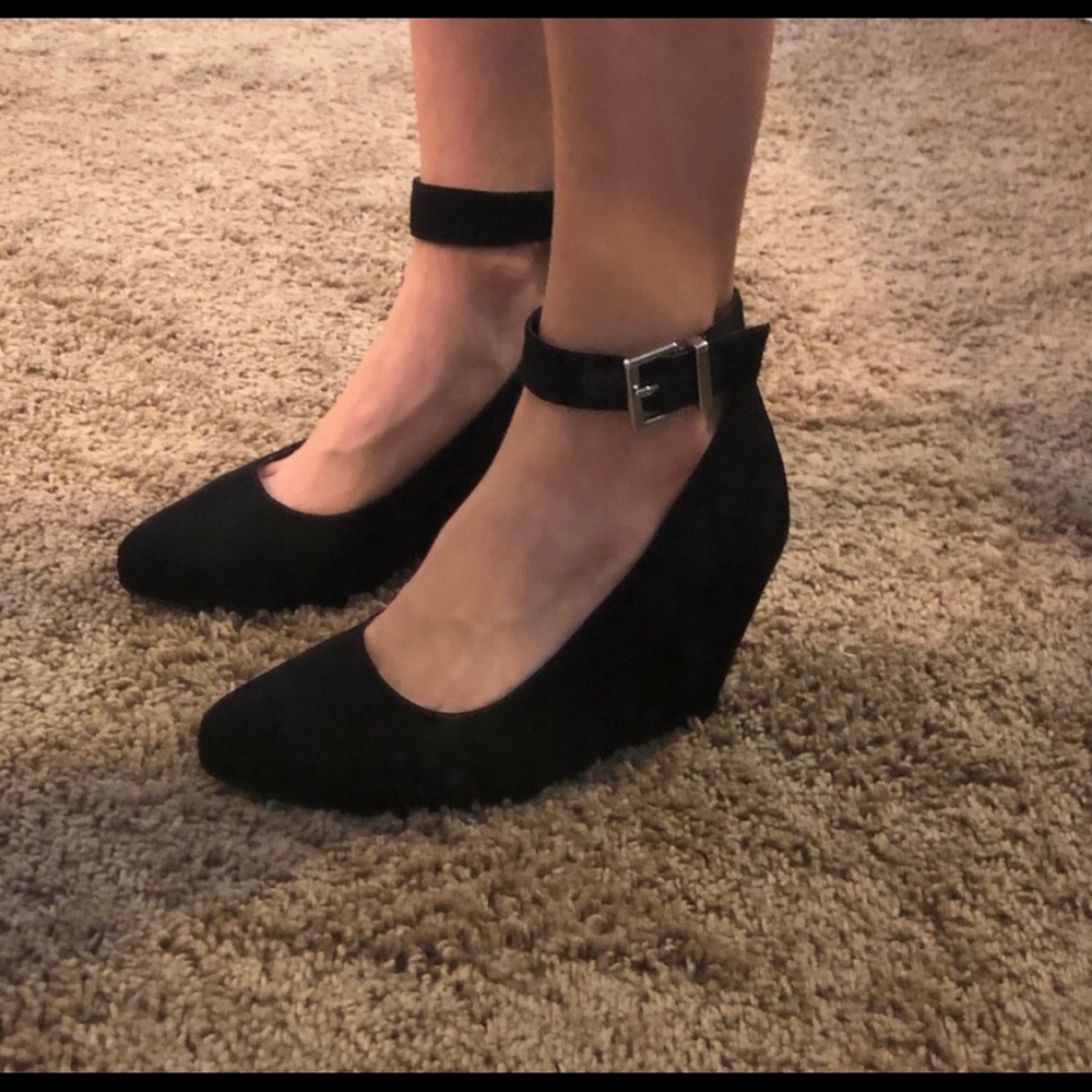 Nine West  Black Wedges Suede
